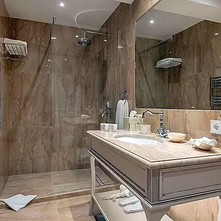 Pusu Paunksneje Viešbutis 5*