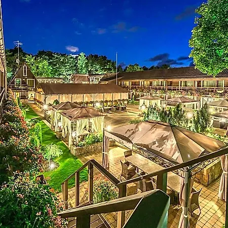 Viešbutis Pusu Paunksneje 5*