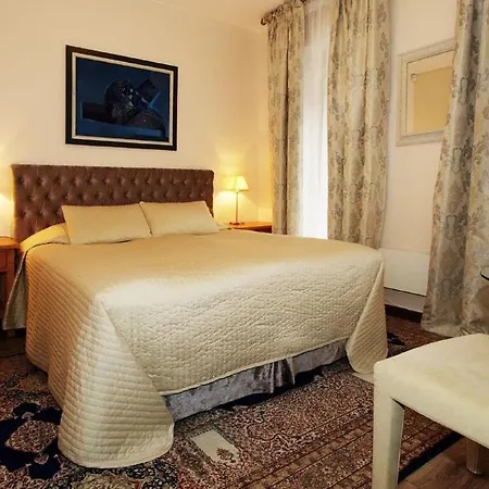 Viešbutis Pusu Paunksneje 5*