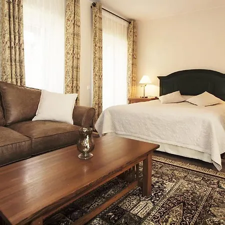 Pusu Paunksneje Viešbutis Palanga