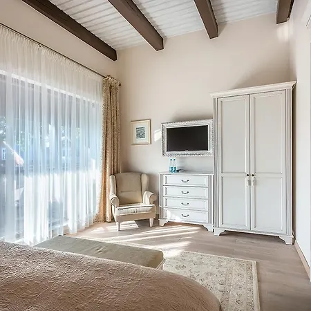 Pusu Paunksneje Hotel