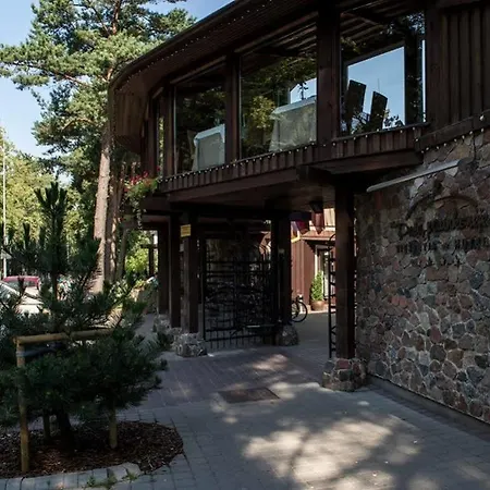 Pusu Paunksneje Hotel