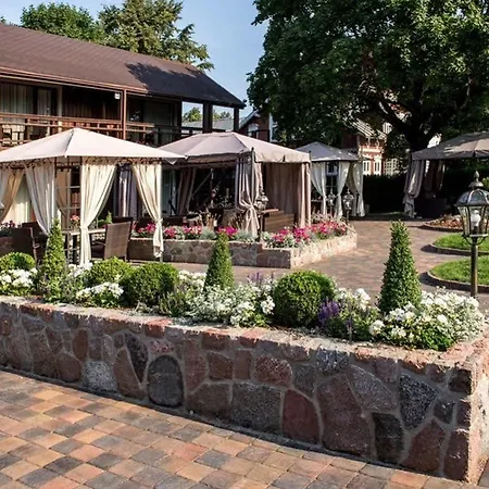 Pusu Paunksneje Hotel