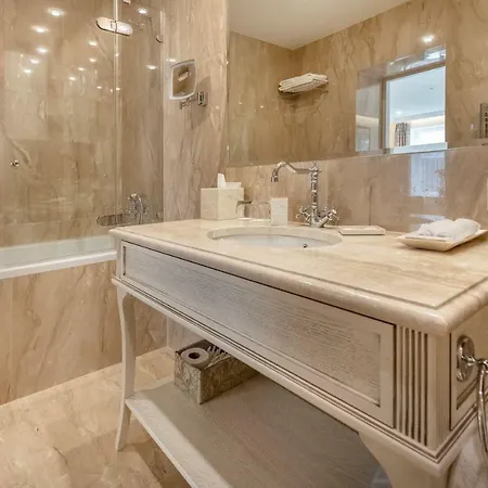 Pusu Paunksneje Szálloda