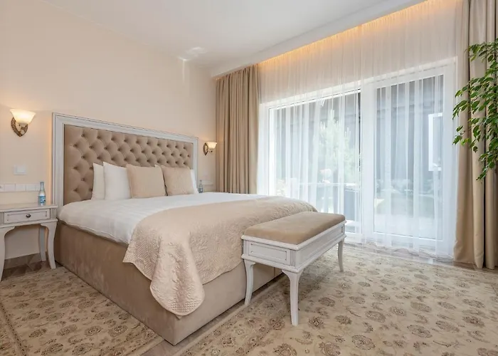 Pusu Paunksneje 5* بالانغا